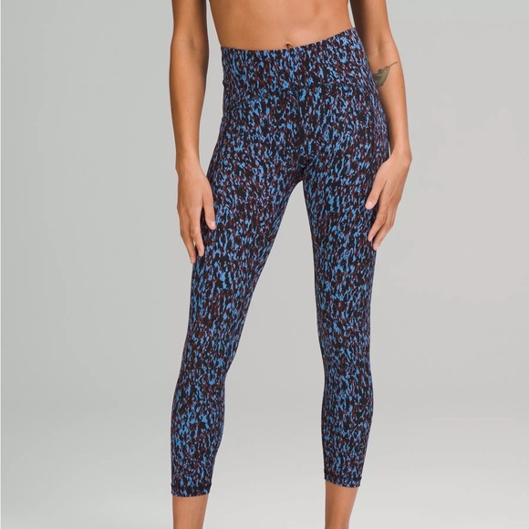 Lululemon Power Thru High-Rise Tight 25" Leggings (Sz 14) - Picture 8 of 8